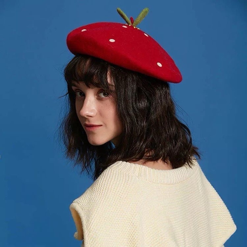 Kina & Tam Strawberry beret